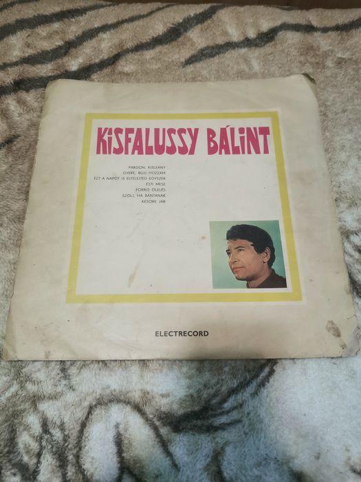 Eladó bakelit Lemezek