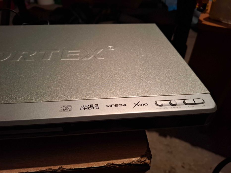 Dvd player muzica si filme