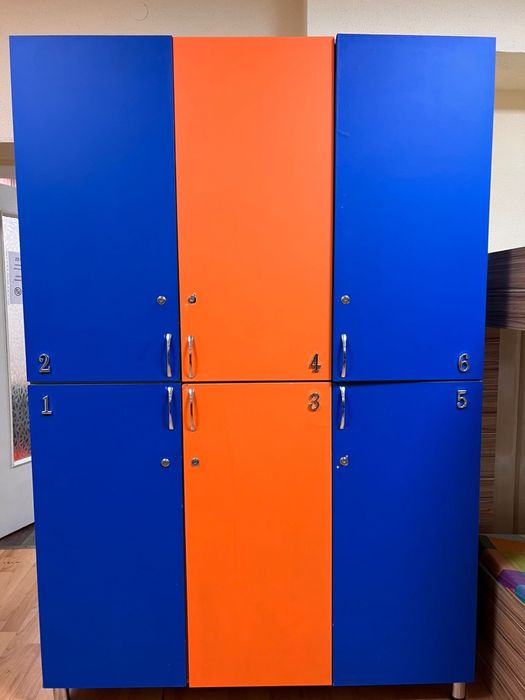 Шкафы для хостелов, спортазлов.