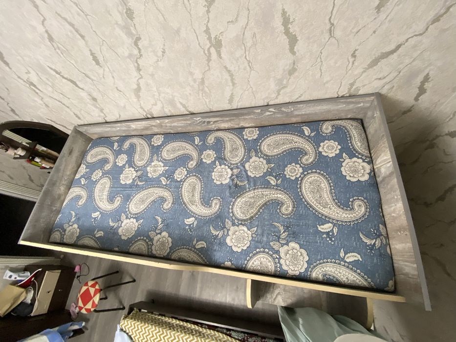 Двухярусная детская кровать