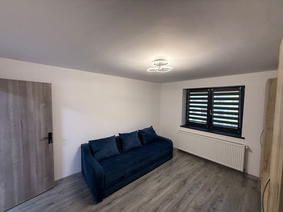 Vând apartament total renovat , mobilat si utilat