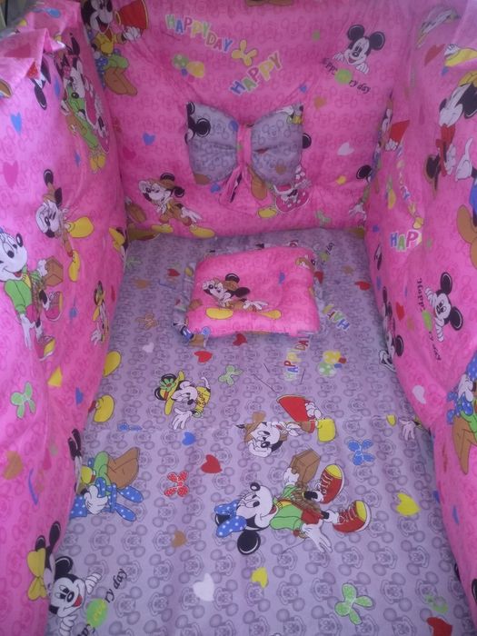 Бортики на кроватку.