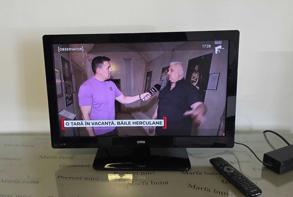 Tv rulota,camion...CMX 8245F Lucani - 24 inch/61 cm - 12v,usb etc