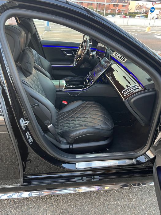 Long,Pachet AMG,Head-up,Garantie,Volan incalzit,punte viratoare,Burmester,Pano,Venti,Masaj,Tableta,Pachetul Chauffeur, Rear Tv,Alcantara,Chaise-Longue