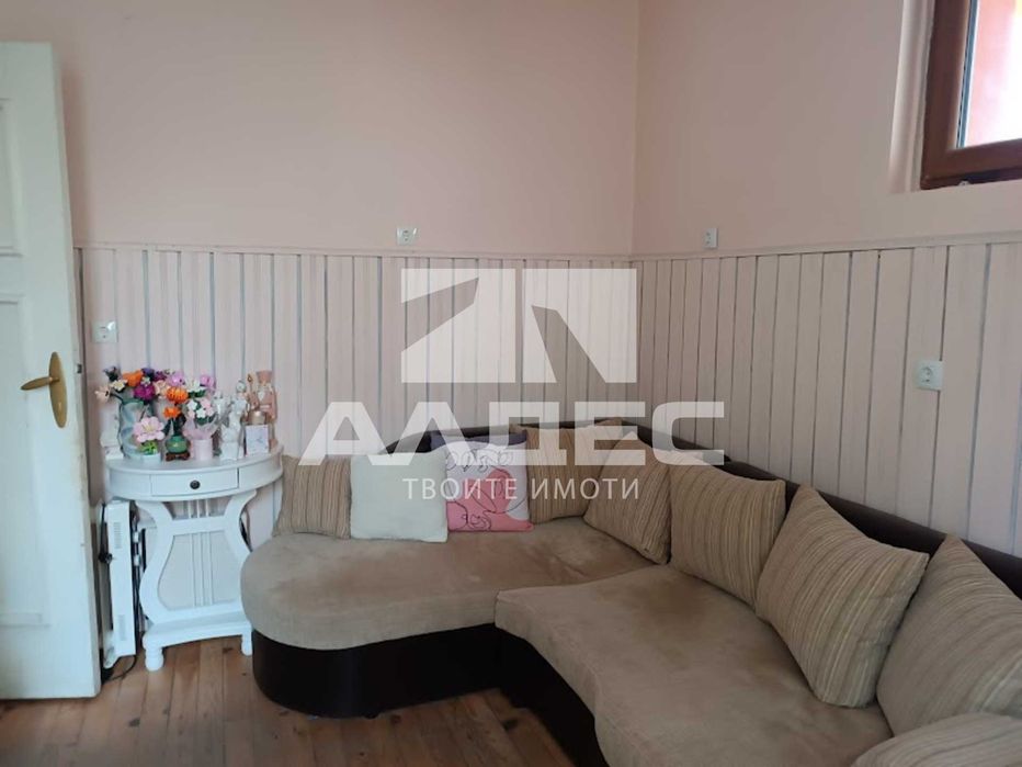 Продава тухлен двустаен ап. в Лозенец до бул. Джеймс Баучер!