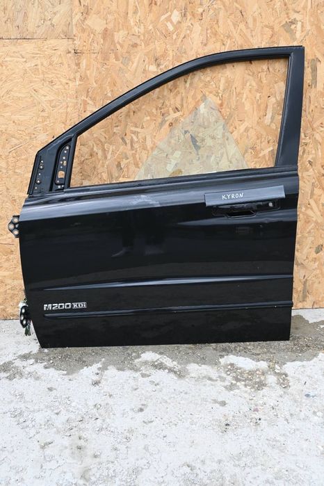Врата предна Ssang Yong Kyron