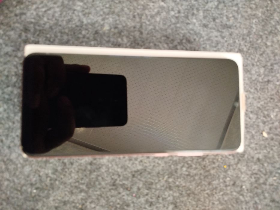 Samsung Galaxy A04e sotiladi