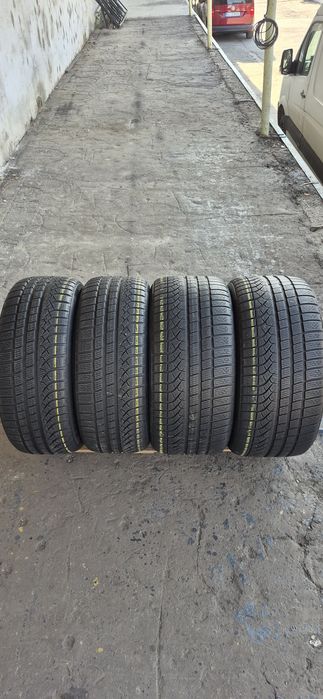 4 anvelope iarna Pirelli,fata 245/45/20,spate 285/40/20,dot 2023-2024.Trimitem prin curier in toata tara.
