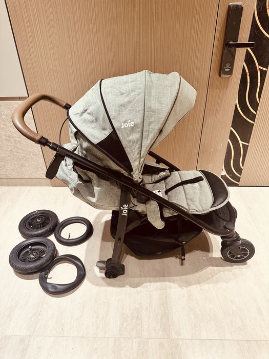 Продам детскую коляску