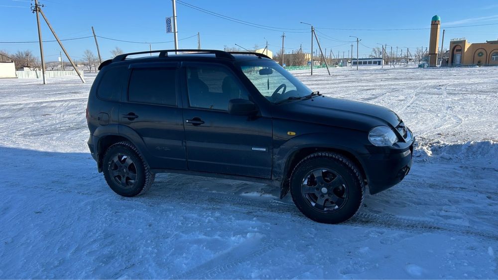 Продам шевроле нива