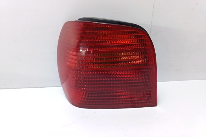 Stop stanga  6N0945095H Volkswagen VW Polo a 3-a generatie 6N (faceli