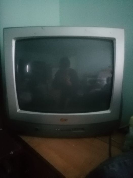 Продам телевизор