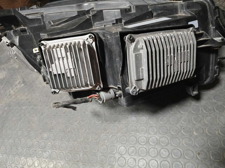 Ляв оборудван LED фар за Mercedes GLC W253