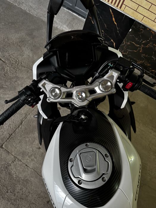 Продам CF Moto 2025 года пробег 2200 км