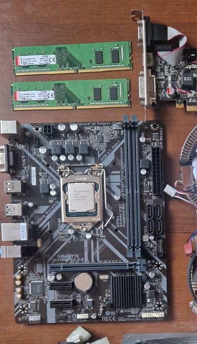 Компютер: LogycomGigabyte