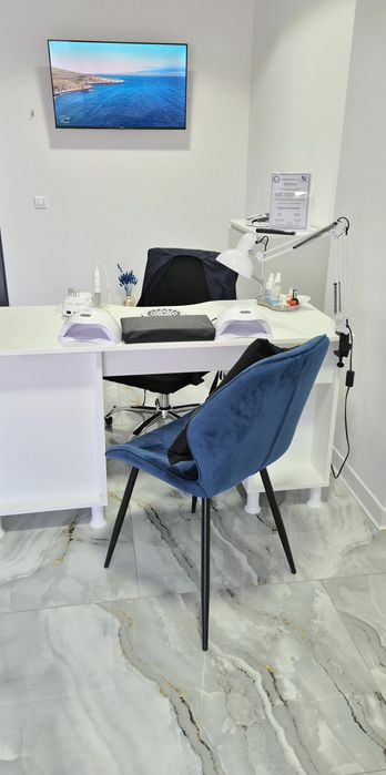 Manichiura cu gel , oja semipermanenta ,manichira slim