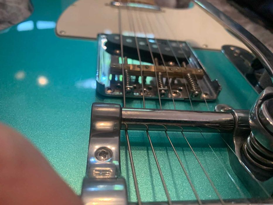 Fender American Pro Telecaster cu Bigsby Bucuresti Sectorul 3 • OLX.ro