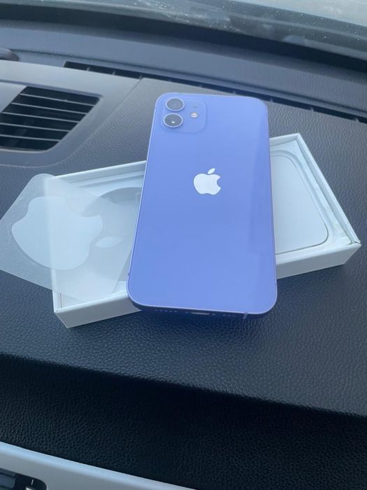 Продам Айфон 12 64гб 77%