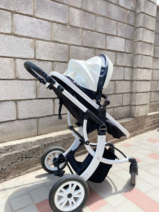 Срочно продам Коляску новую