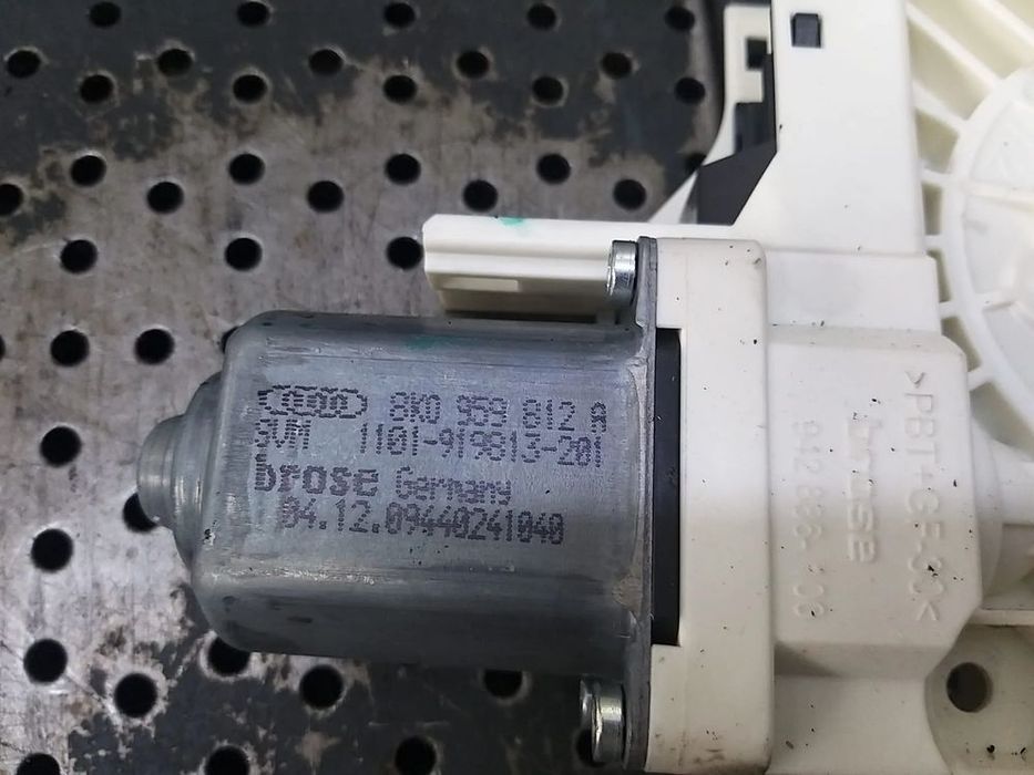 Motoras macara dreapta spate audi a4 b8 8k 8k0959812a 1101919813201 919811201 7746027321