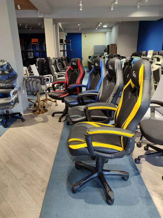 Геймерское кресло, игровой кресло. Компьютерное кресло