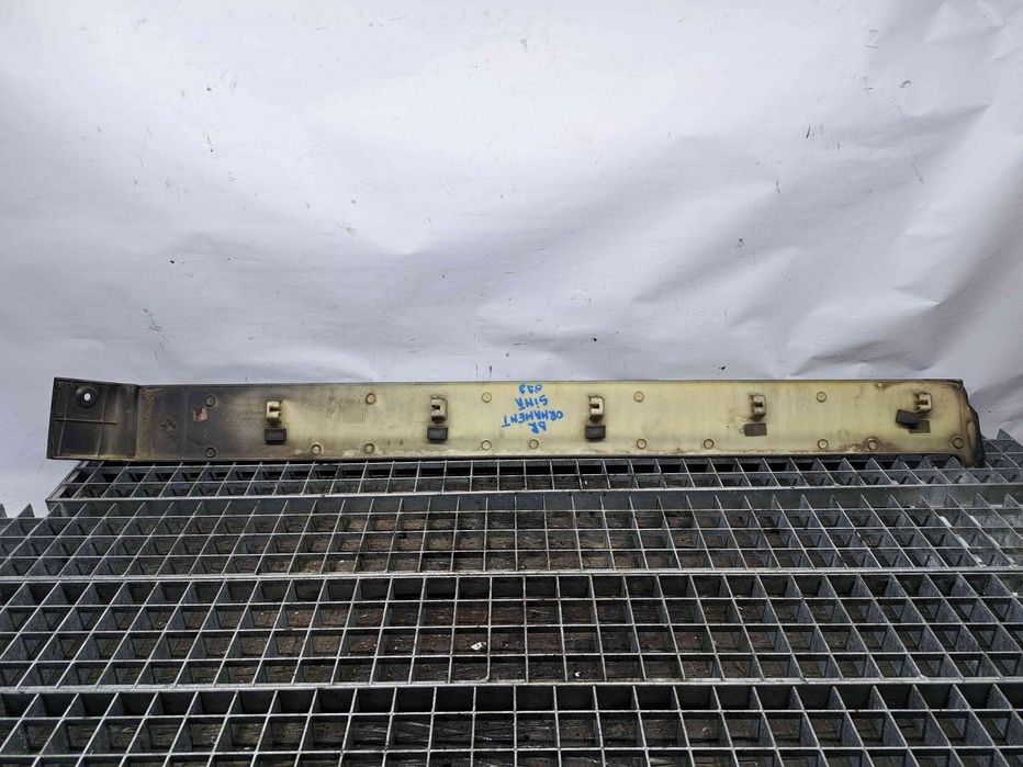 Ornament usa dreapta spate Mercedes Vito Autobus (W639) [Fabr 2003-201