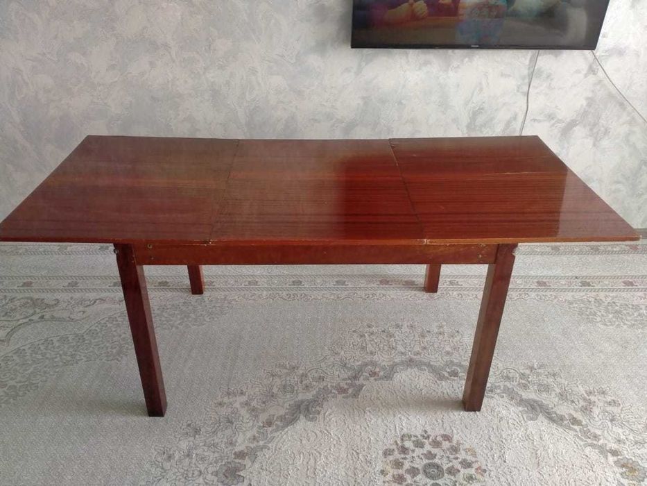 Продам раздвижной стол