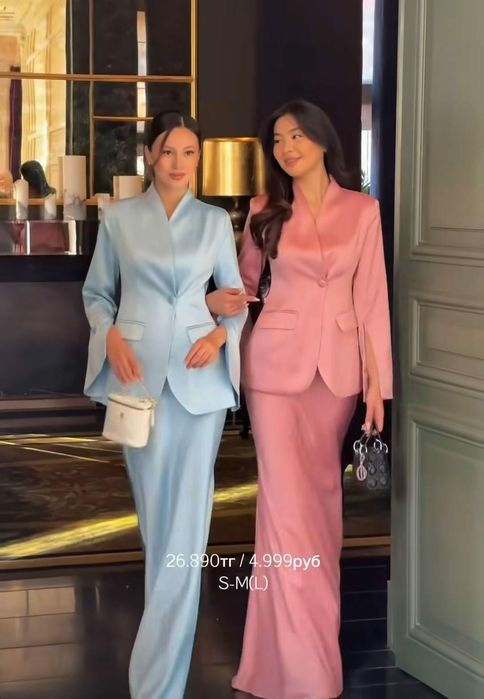 Новый оригинальный модный костюм