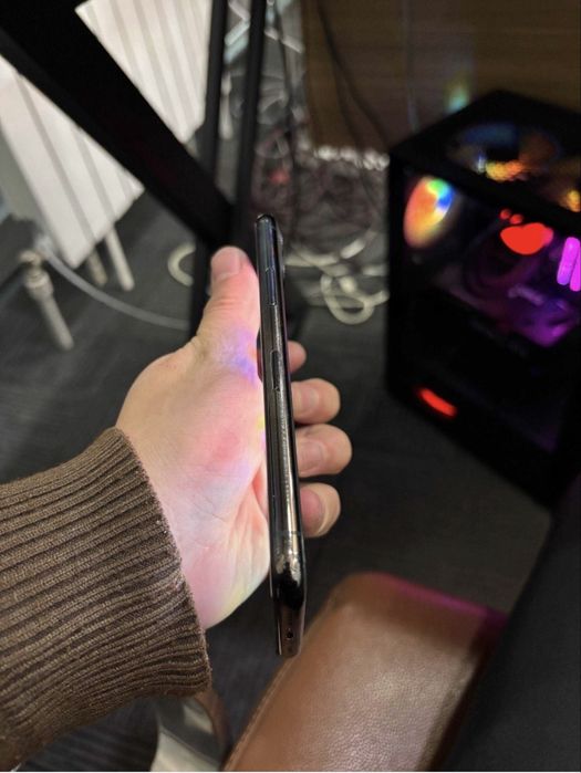 iphone 11 pro hamma joyi ishlidi