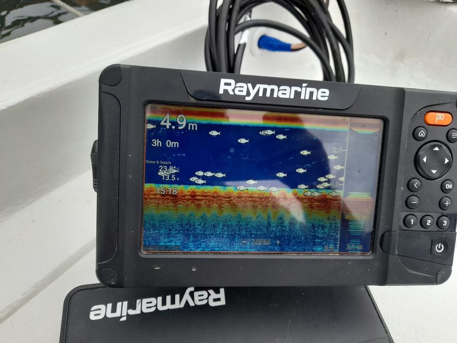 Sonar Raymarine Element 7