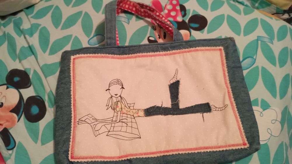 Продам красивые  сумочки.