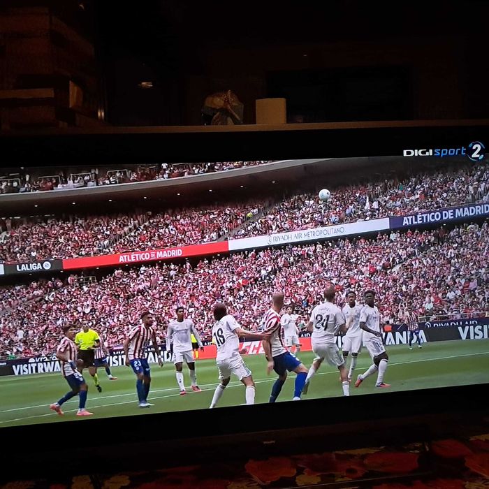 Televizor Philips Smart 4k Android, Ambilight,108 cm