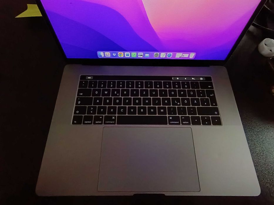 Laptop MacBook Pro (15-inch,2016)