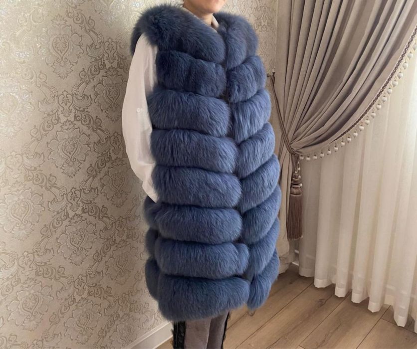 Меховые жилетки (песцовые)