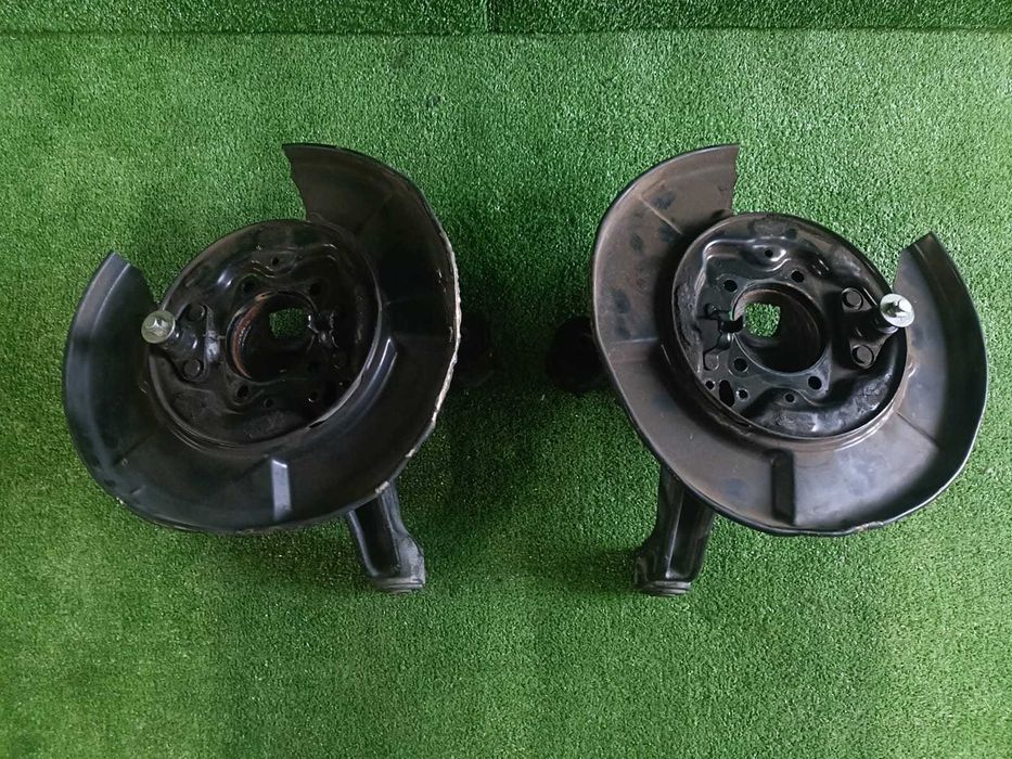 Оригинальная задняя цапфа от Toyota Camry 50 55