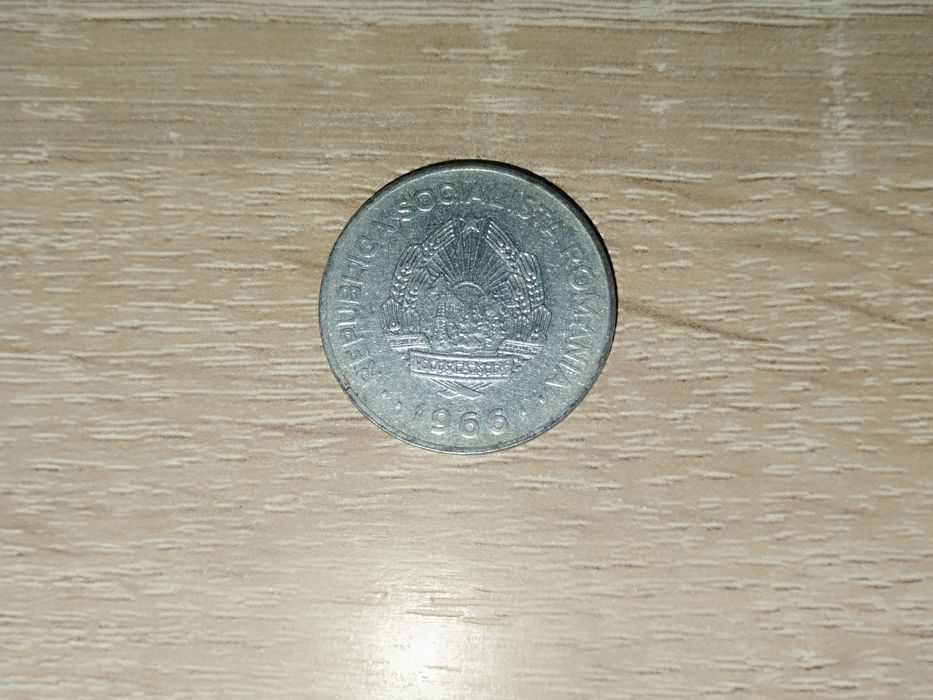 Vand monede vechi