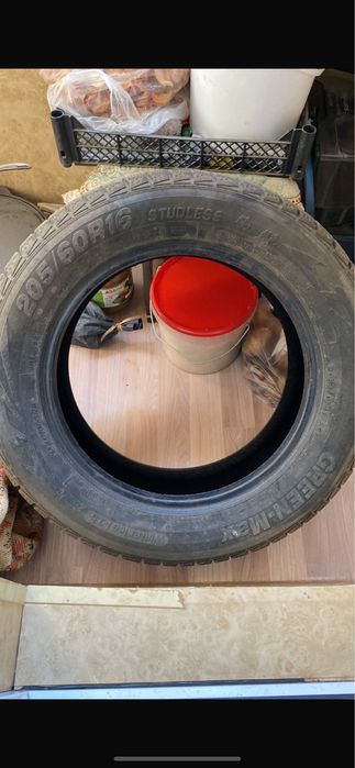Продам шины зимние
