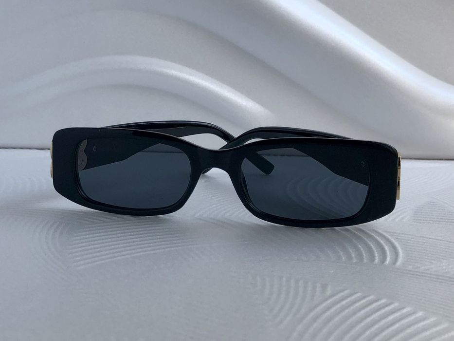 Модерни дамски слънчеви очила