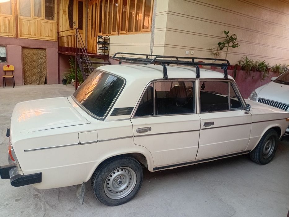 VAZ 2106 sotiladi 1987 yil