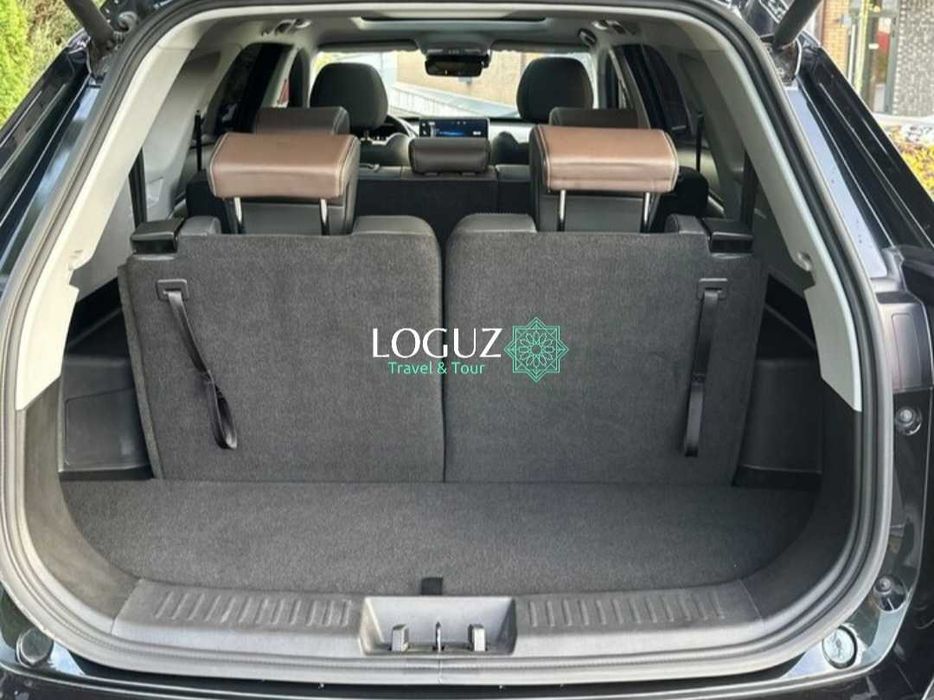 Семейный кроссовер для поездок в горы и дачи Экскурсии, туры по городу