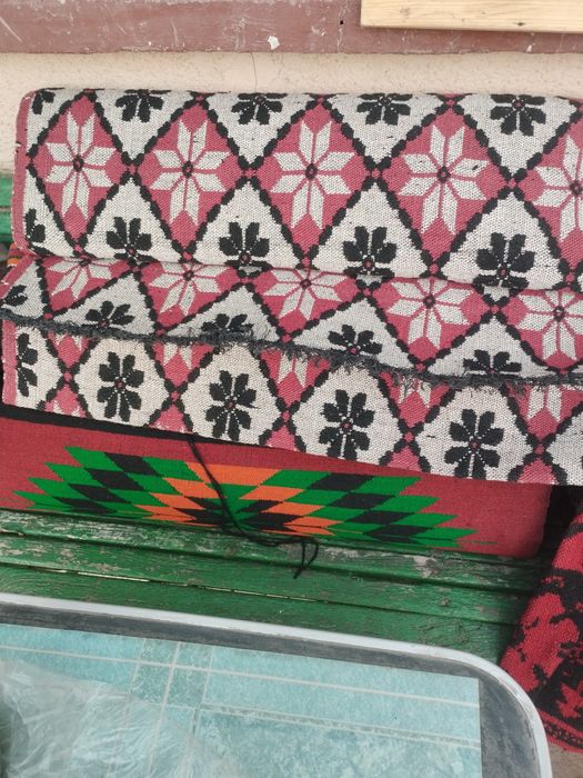 Ръчно тъкани черги