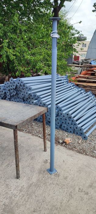 Стойки и опалубки 210 000 sum