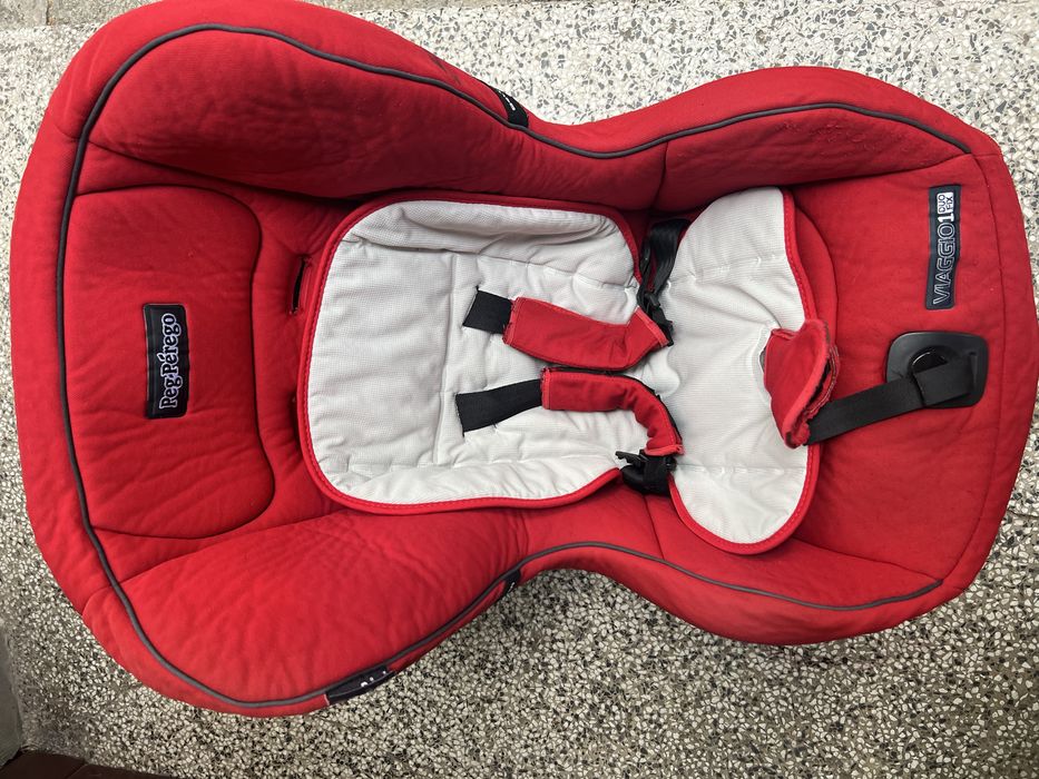 Столче за автомобил Peg Perego червено 9-36 кг