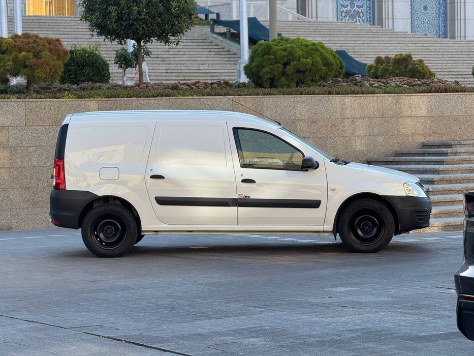 Lada largus.