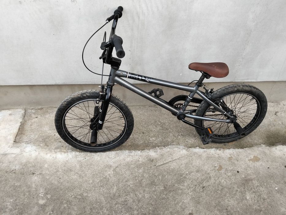 Vând placă waveboard cu 2 roti