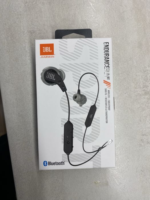 Jbl endurancerun BT by HARMAN слушалки за тичане