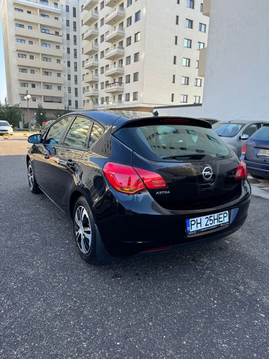 Opel Astra J 2010 1.4benzina Euro5 130.000Km