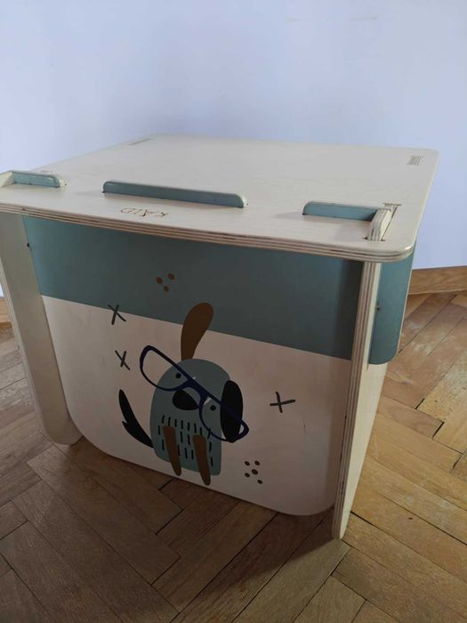 Детско дървено бюро KAID