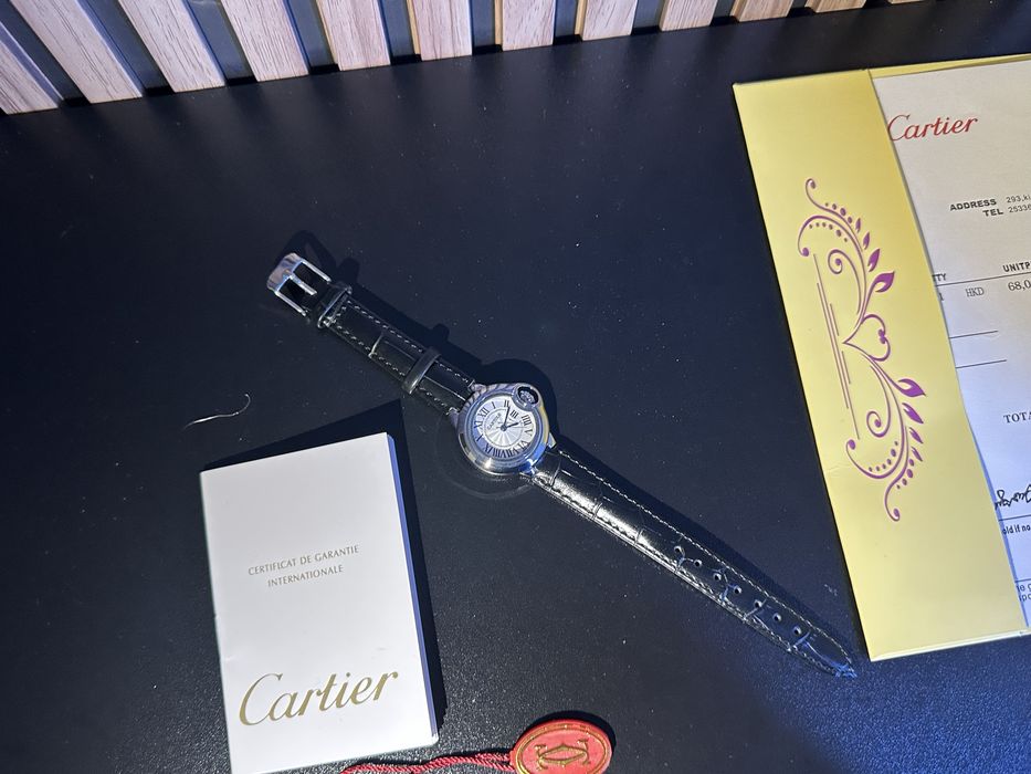 Нов  Дамски Часовник Cartier Ballon Bleu 28 MM