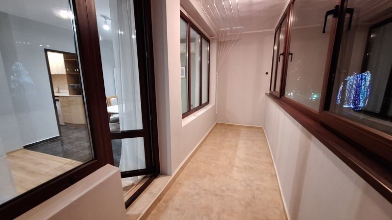 Дава се под наем Двустаен апартамент в Варна, Аспарухово - 75 кв.м за 484.5 € - Снимка #11